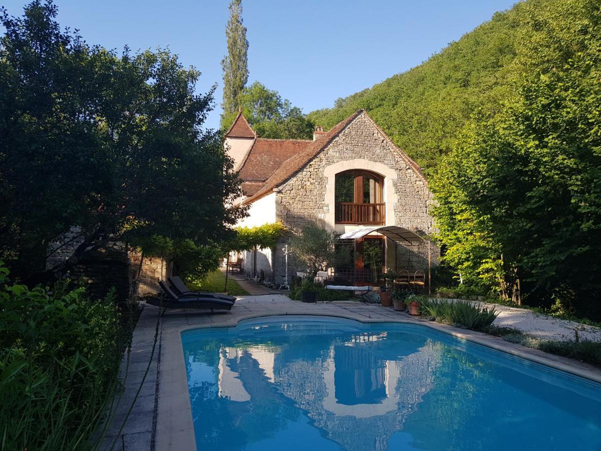 Le Moulin De Jules Et Akasha Bed & Breakfast Murat Екстериор снимка