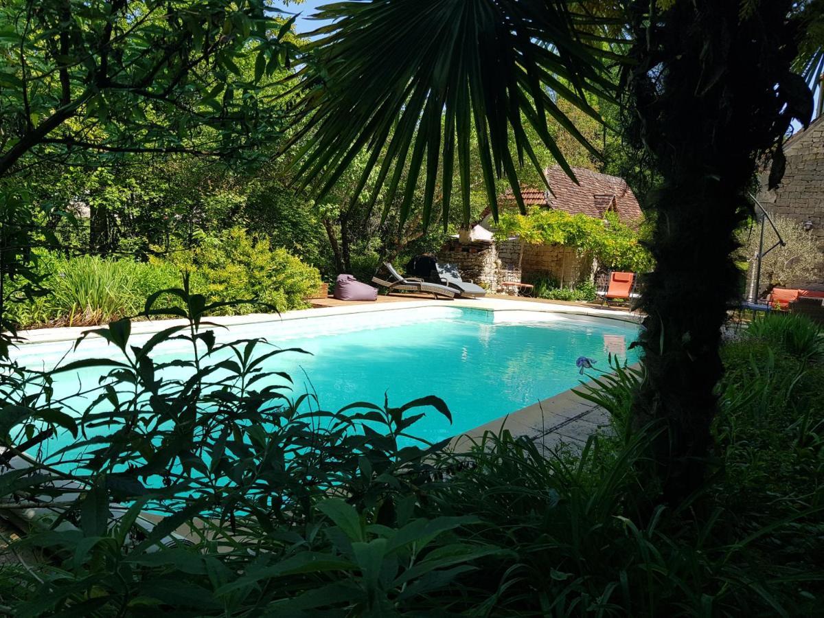 Le Moulin De Jules Et Akasha Bed & Breakfast Murat Екстериор снимка